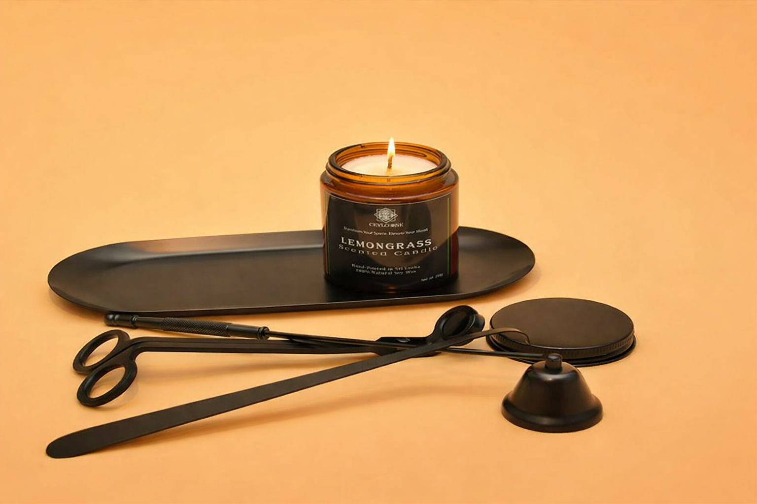 Lemongrass candle and care tools (1)
